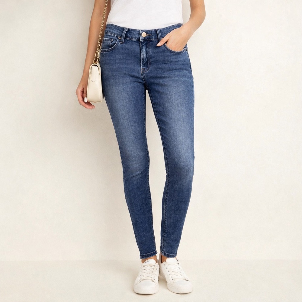 Old Navy Super Skinny Jeans Size 2 Mid Rise Stretch Medium Wash Denim Womens